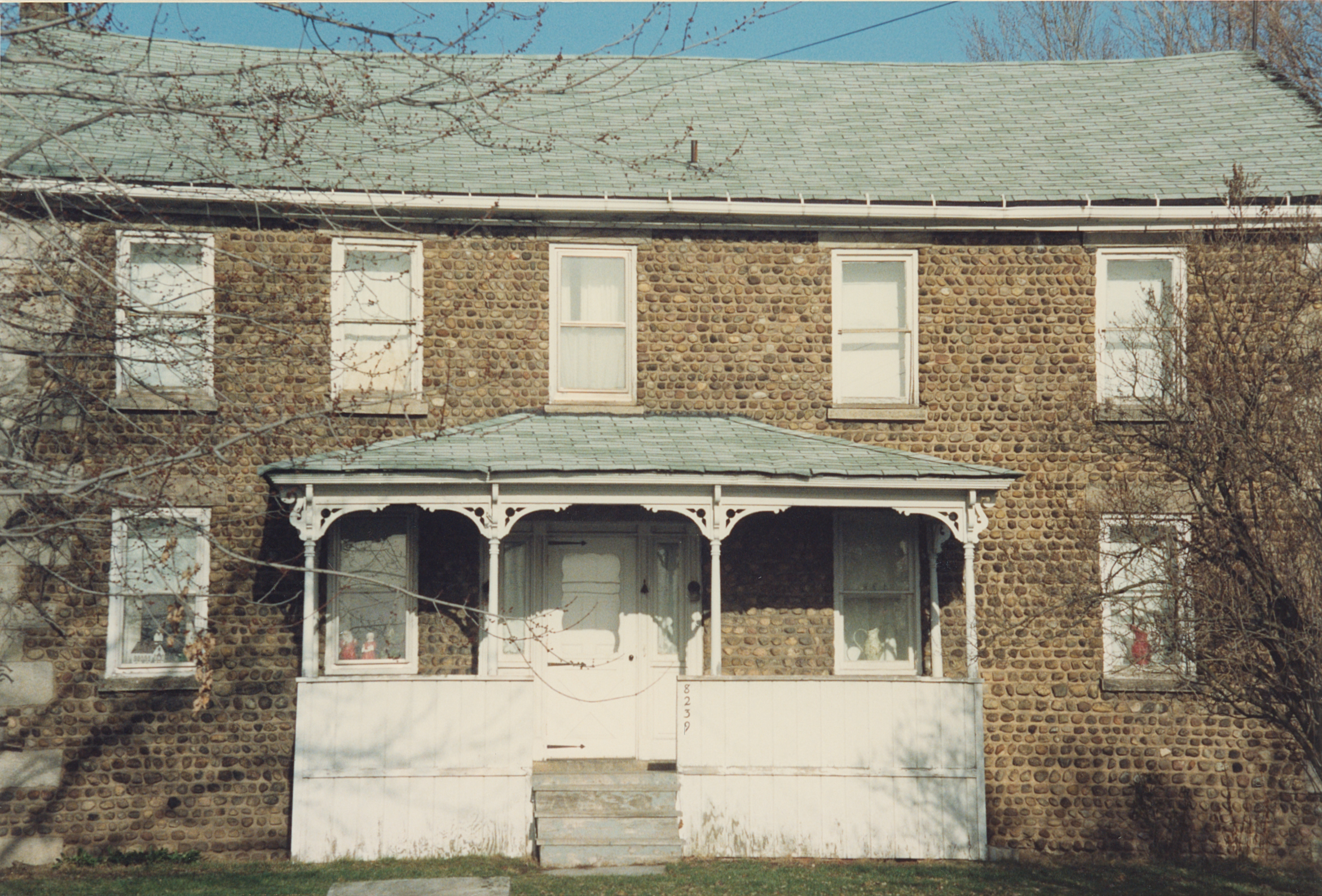 Roy-2 8239 Bunker Hill Rd 1